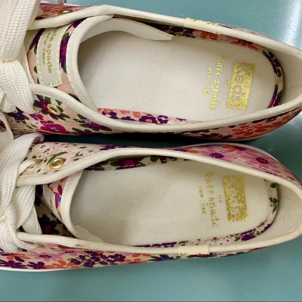 Nib KATE SPADE Keds Kickstart KS Logo PFC Pink size 9.5M Floral / Gold Details